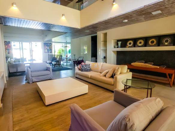 Casa no Condomínio Costa Verde Tabatinga com 8 suítes, na Praia de Tabatinga com 700m²