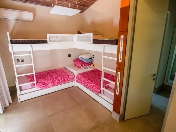 Casa no Condomínio Costa Verde Tabatinga com 8 suítes, na Praia de Tabatinga com 700m²