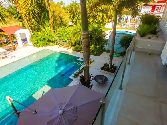 Casa no Condomínio Costa Verde Tabatinga com 8 suítes, na Praia de Tabatinga com 700m²
