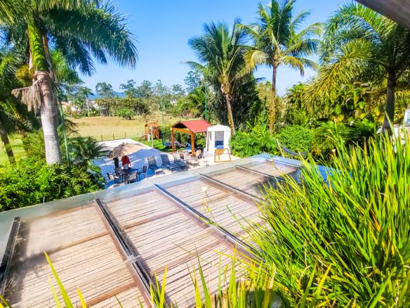 Casa no Condomínio Costa Verde Tabatinga com 8 suítes, na Praia de Tabatinga com 700m²