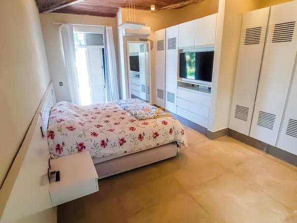 Casa no Condomínio Costa Verde Tabatinga com 8 suítes, na Praia de Tabatinga com 700m²