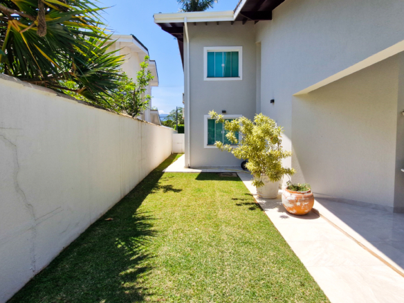 Casa no Condomínio Costa Verde Tabatinga com 7 quartos, na Praia de Tabatinga com 450m²