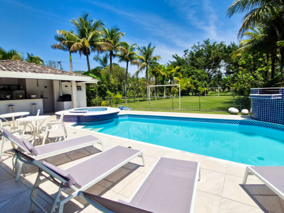 Casa no Condomínio Costa Verde Tabatinga com 7 quartos, na Praia de Tabatinga com 450m²