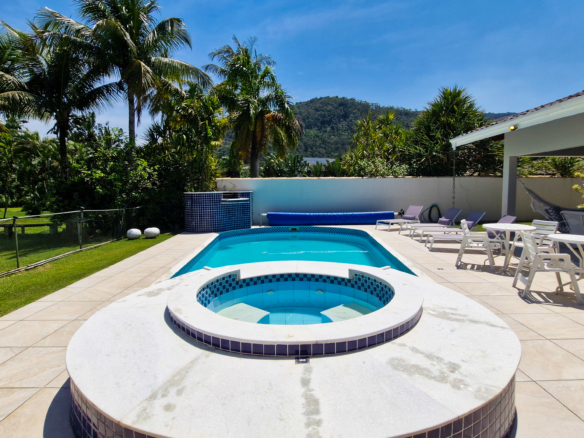 Casa no Condomínio Costa Verde Tabatinga com 7 quartos, na Praia de Tabatinga com 450m²