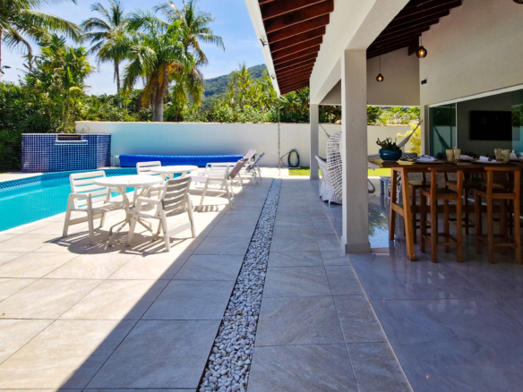 Casa no Condomínio Costa Verde Tabatinga com 7 quartos, na Praia de Tabatinga com 450m²