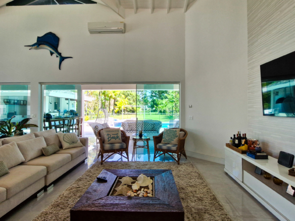Casa no Condomínio Costa Verde Tabatinga com 7 quartos, na Praia de Tabatinga com 450m²