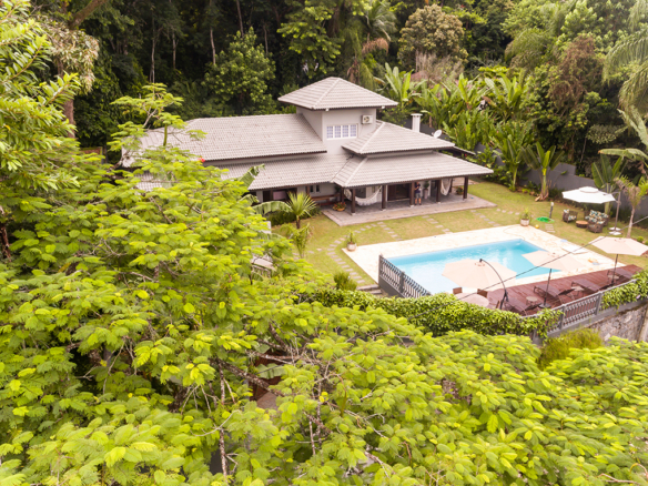 Casa para Venda com 5 quartos, em Tabatinga com 378m²