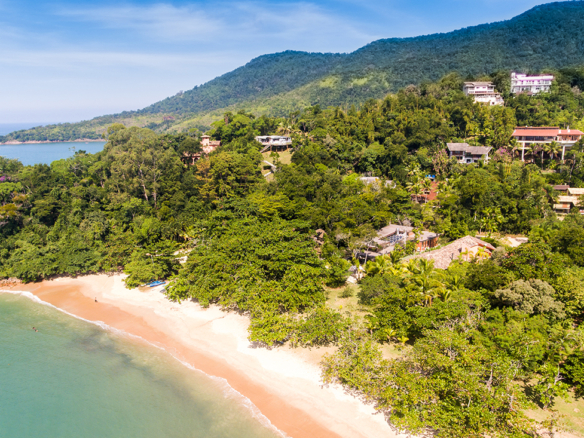 Casa de Condomínio para Venda com 5 quartos, em Praia do Pulso com 250m²