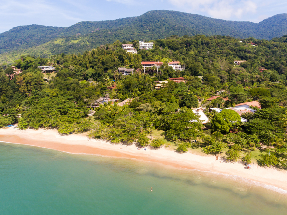 Casa de Condomínio para Venda com 5 quartos, em Praia do Pulso com 250m²