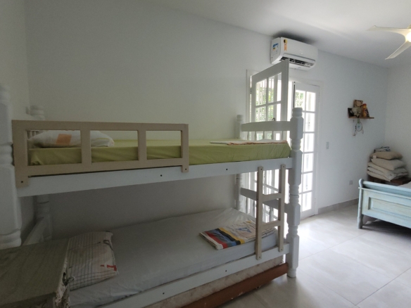 Casa para Temporada com 4 quartos, em Tabatinga com 180m²