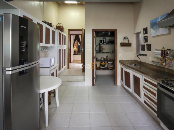 Casa de Condomínio para Temporada com 7 quartos, em DOMINGAS DIAS com 600m²