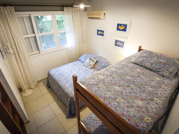 Casa de Condomínio para Temporada com 7 quartos, em DOMINGAS DIAS com 600m²