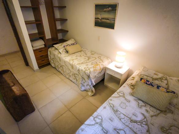 Casa de Condomínio para Temporada com 7 quartos, em DOMINGAS DIAS com 600m²
