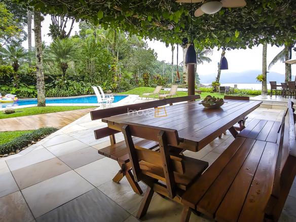 Casa de Condomínio para Temporada com 7 quartos, em DOMINGAS DIAS com 600m²