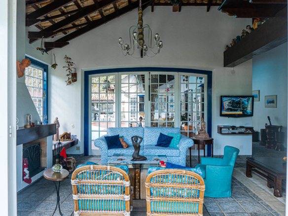 Casa de Condomínio para Venda com 7 quartos, em Praia Dura com 700m²