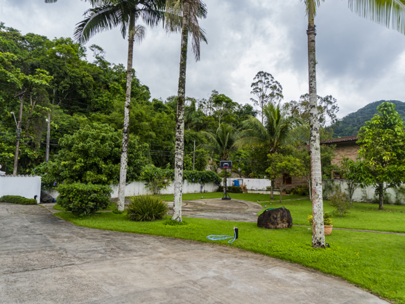 Casa de Condomínio para Venda com 7 quartos, em Praia Dura com 700m²
