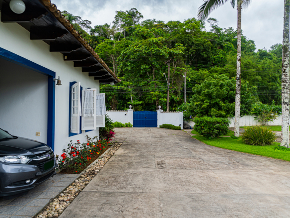 Casa de Condomínio para Venda com 7 quartos, em Praia Dura com 700m²