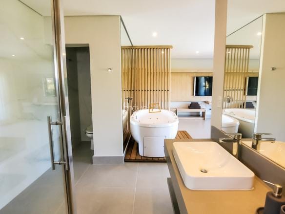 Casa no Condomínio Costa Verde Tabatinga com 9 suítes, na Praia de Tabatinga com 600m²