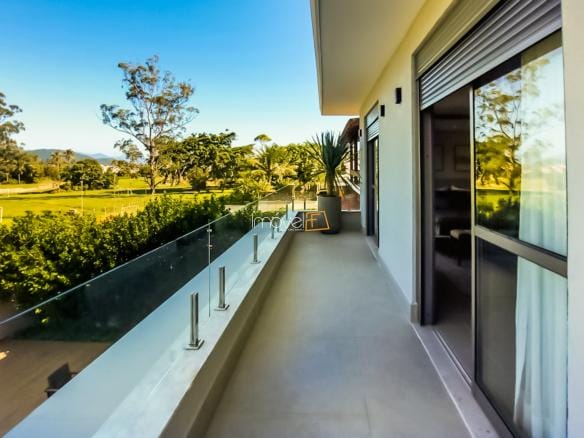 Casa no Condomínio Costa Verde Tabatinga com 9 suítes, na Praia de Tabatinga com 600m²