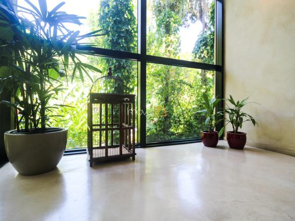 Casa na Praia da Armação em Condomínio para Venda com 5 quartos, em Ilhabela com 850m²