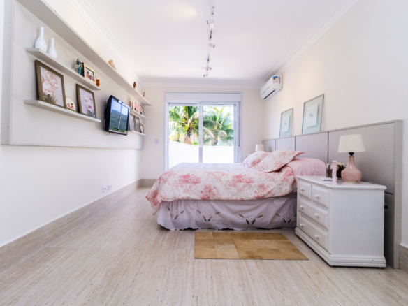 Casa no Condomínio Costa Verde Tabatinga com 05 suítes, na Praia de Tabatinga com 400m²
