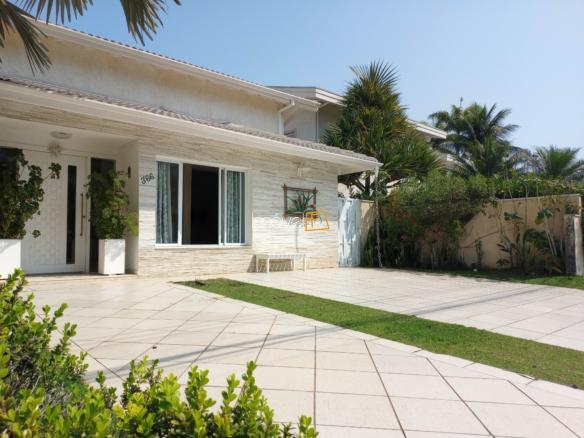 Casa no Condomínio Costa Verde Tabatinga com 5 quartos, na Praia de Tabatinga com 350m²