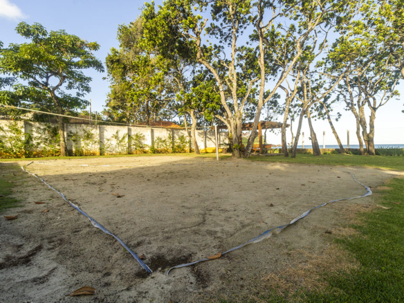 Casa de Condomínio para Venda com 8 quartos, Praia do Tenório