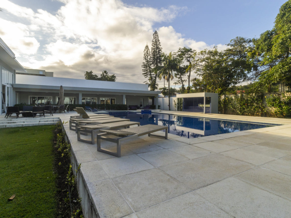 Casa de Condomínio para Venda com 8 quartos, Praia do Tenório