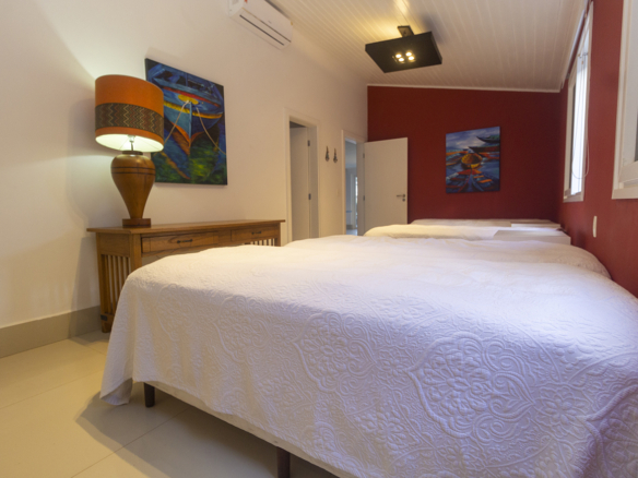 Casa de Condomínio para Venda com 8 quartos, Praia do Tenório