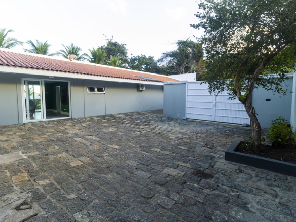 Casa de Condomínio para Venda com 8 quartos, Praia do Tenório