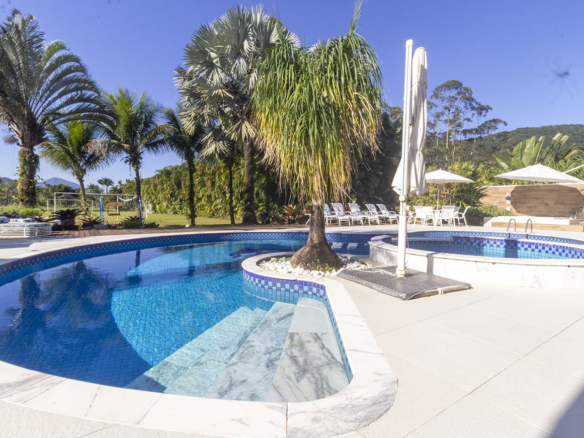 Casa no Condomínio Costa Verde Tabatinga com 9 quartos, na Praia de Tabatinga com 497m²