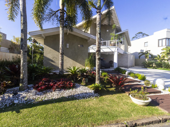 Casa no Condomínio Costa Verde Tabatinga com 9 quartos, na Praia de Tabatinga com 497m²