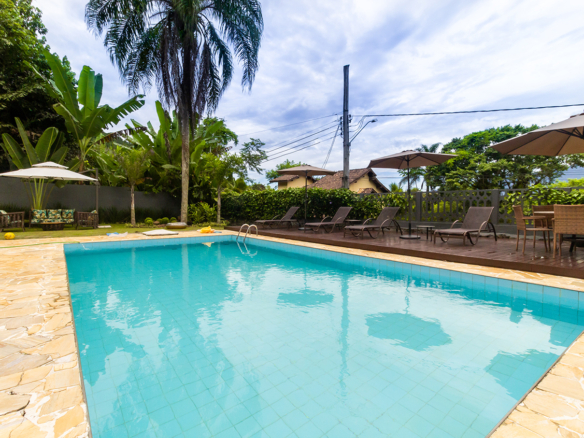 Casa para Venda com 5 quartos, em Tabatinga com 378m²