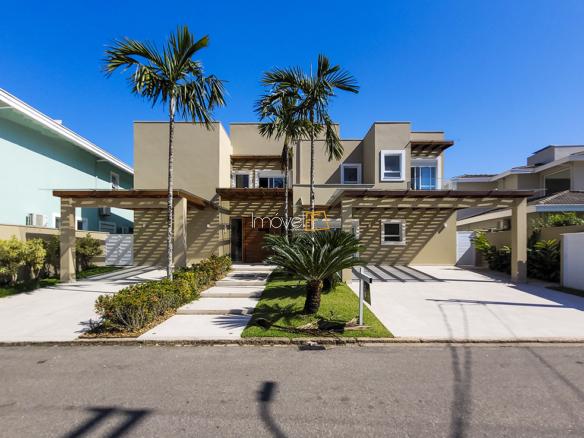 Casa no Condomínio Costa Verde Tabatinga com 7 quartos, na Praia de Tabatinga com 638,2m²