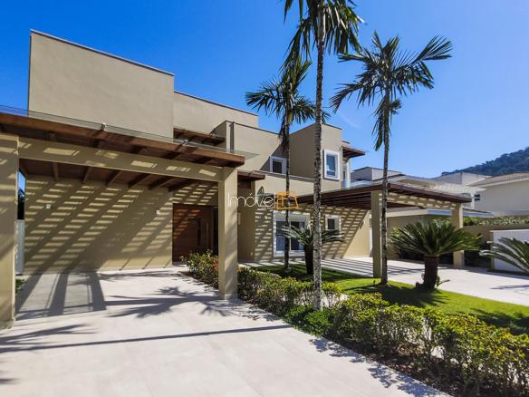Casa no Condomínio Costa Verde Tabatinga com 7 quartos, na Praia de Tabatinga com 638,2m²