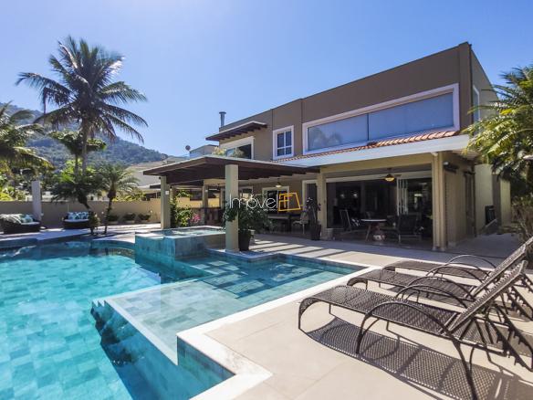 Casa no Condomínio Costa Verde Tabatinga com 7 quartos, na Praia de Tabatinga com 638,2m²