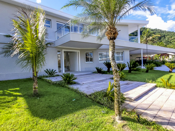 Casa no Condomínio Costa Verde Tabatinga com 7 quartos, na Praia de Tabatinga com 513m²