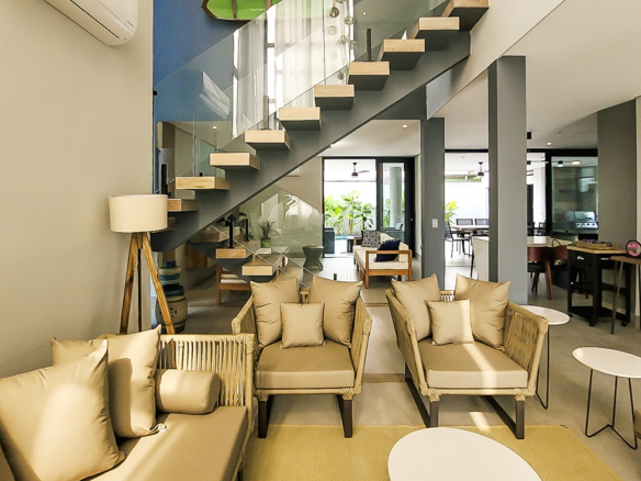 Casa à Venda Em Ubatuba no Condomínio Salga Lagoinha com 5 quartos e 365m²