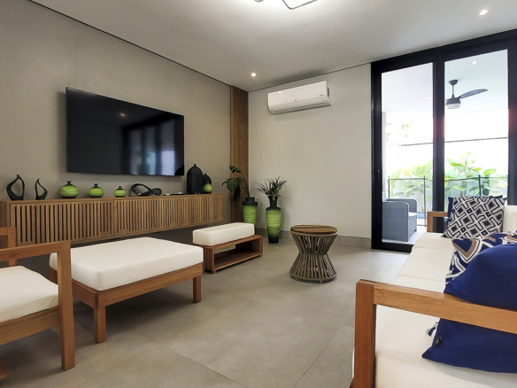 Casa à Venda Em Ubatuba no Condomínio Salga Lagoinha com 5 quartos e 365m²