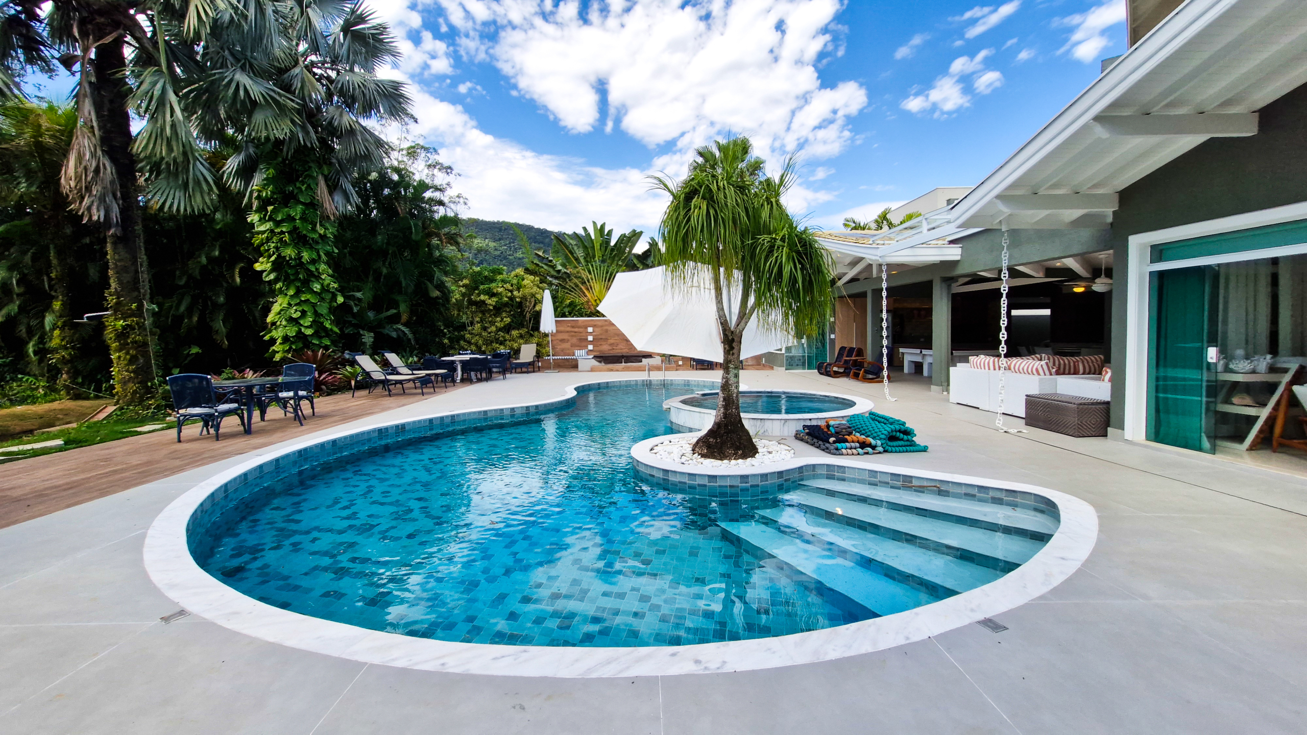 Casa no Condomínio Costa Verde Tabatinga com 9 suítes, na Praia de Tabatinga com 497m²