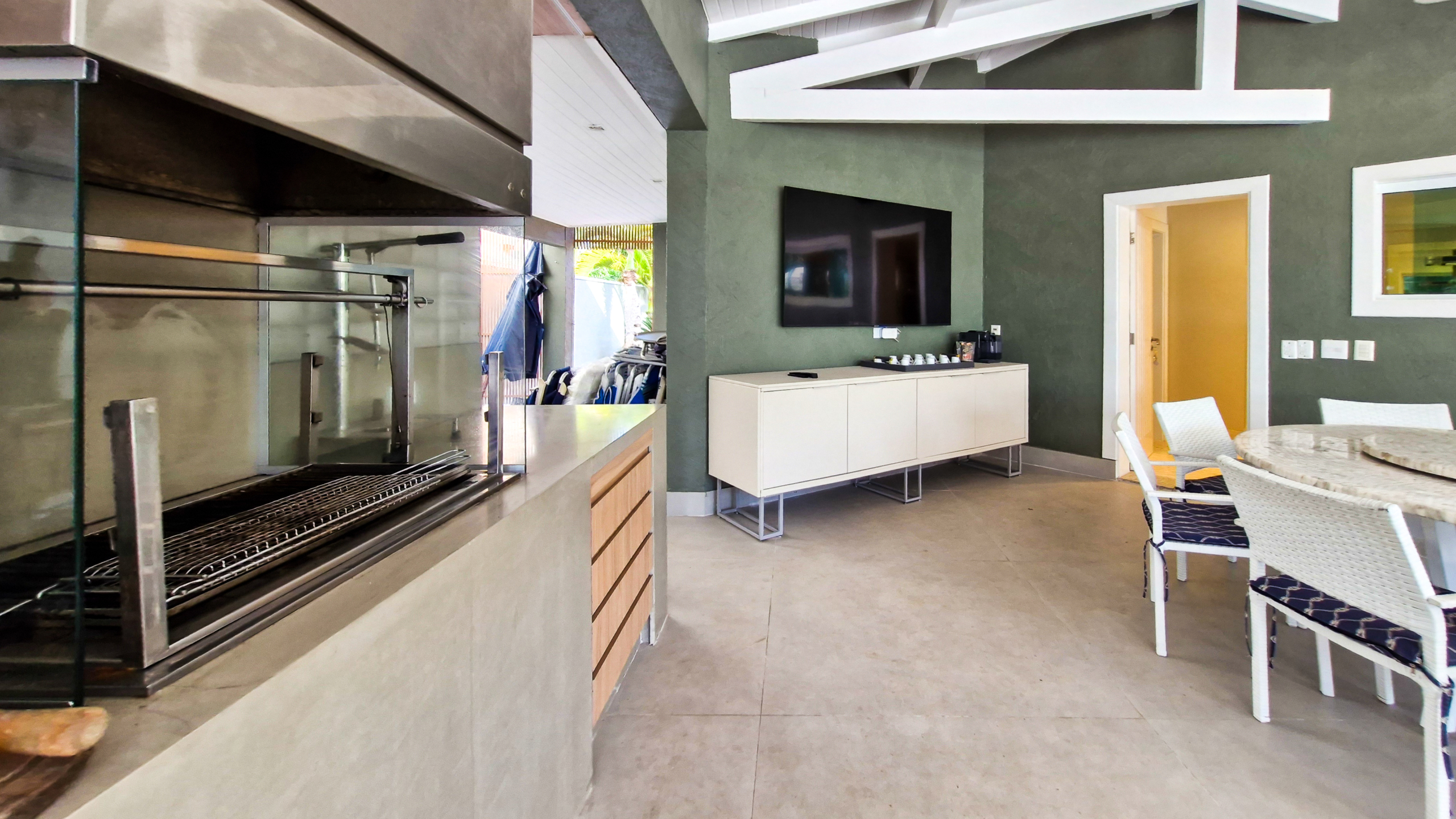 Casa no Condomínio Costa Verde Tabatinga com 9 suítes, na Praia de Tabatinga com 497m²