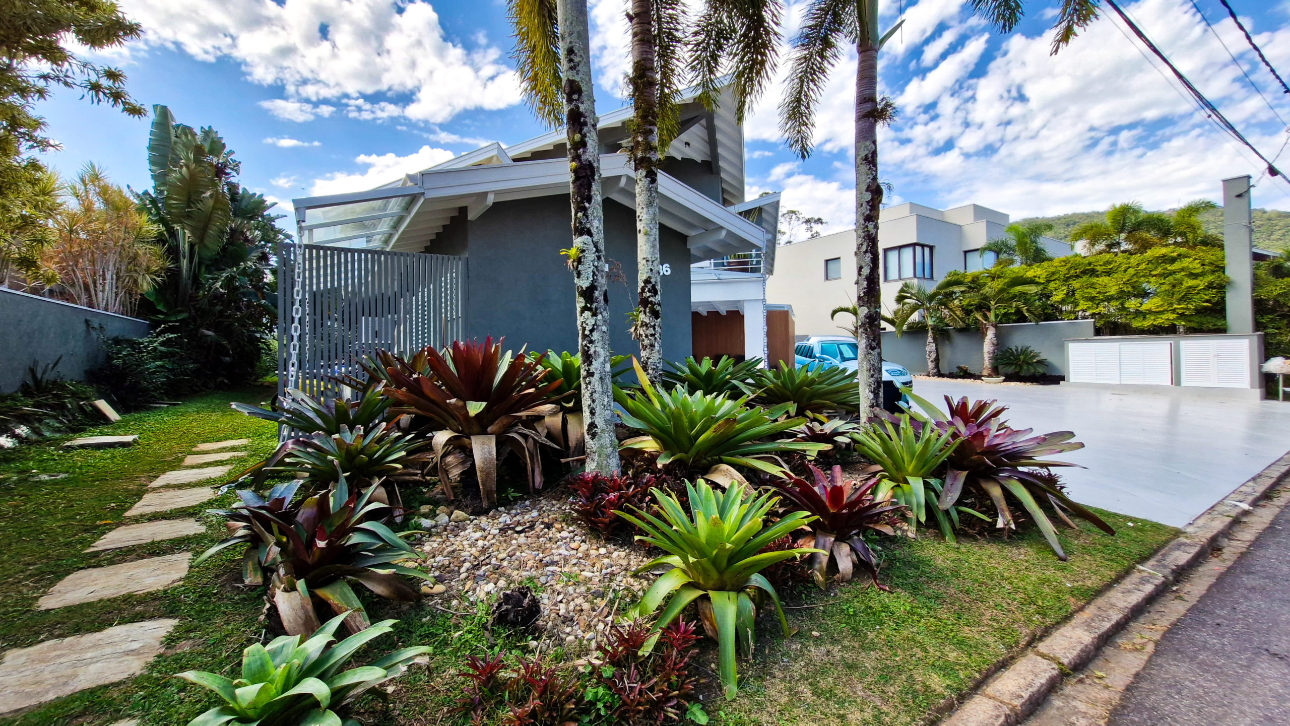 Casa no Condomínio Costa Verde Tabatinga com 9 suítes, na Praia de Tabatinga com 497m²