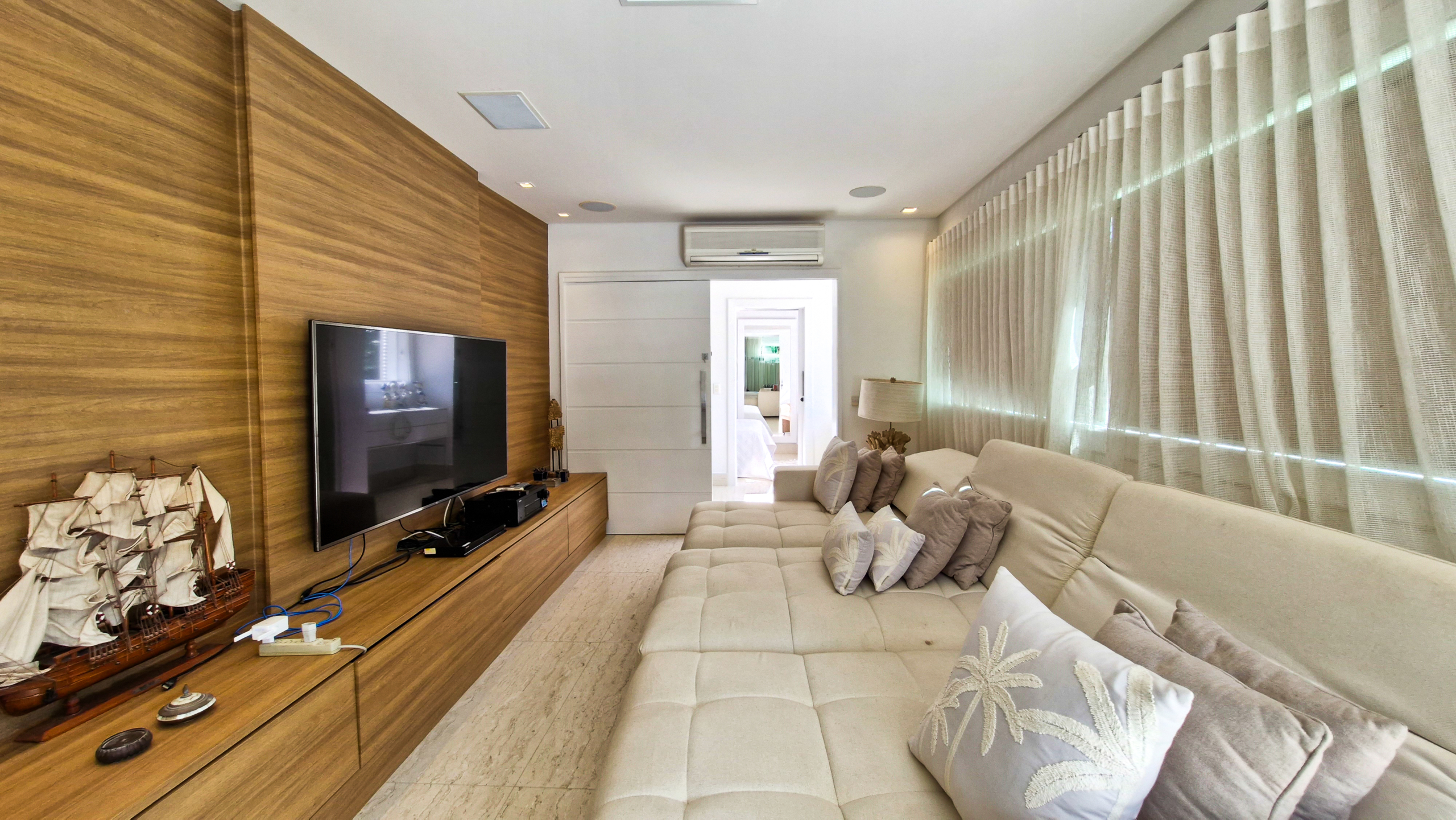 Casa no Condomínio Costa Verde Tabatinga com 9 suítes, na Praia de Tabatinga com 497m²