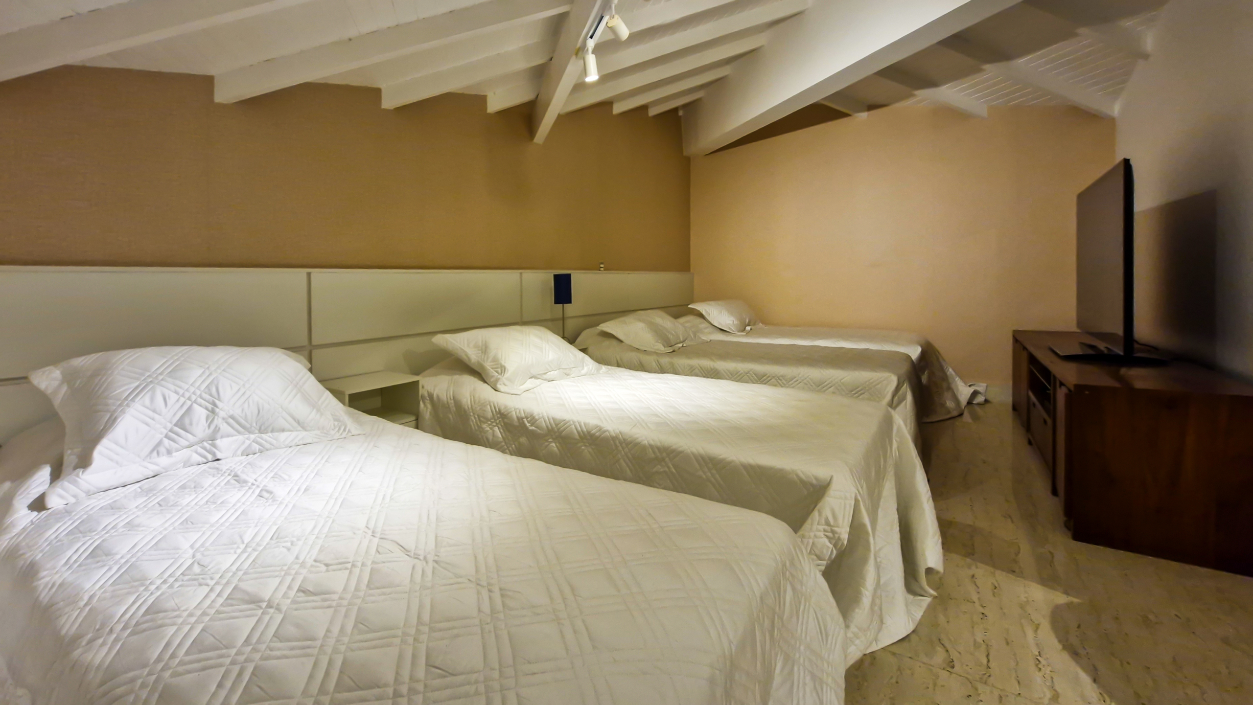 Casa no Condomínio Costa Verde Tabatinga com 9 suítes, na Praia de Tabatinga com 497m²