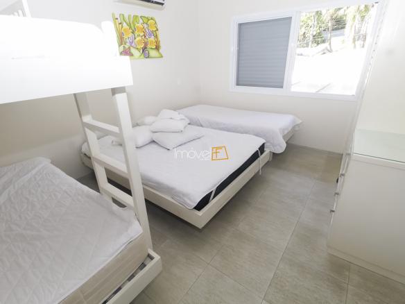 Casa para Venda com 11 quartos, em Tenório com 1200m²