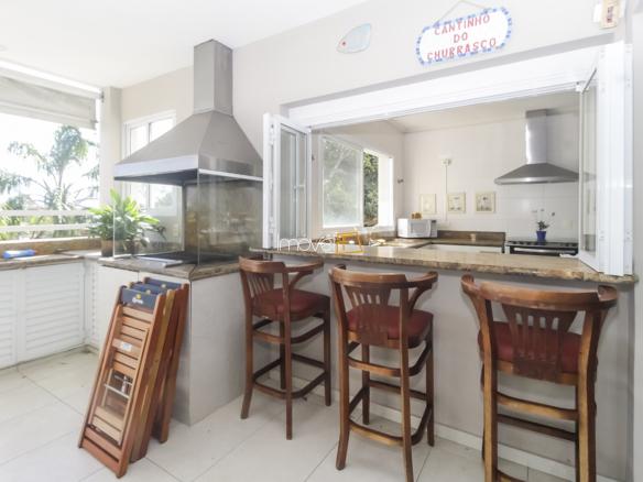 Casa para Venda com 11 quartos, em Tenório com 1200m²