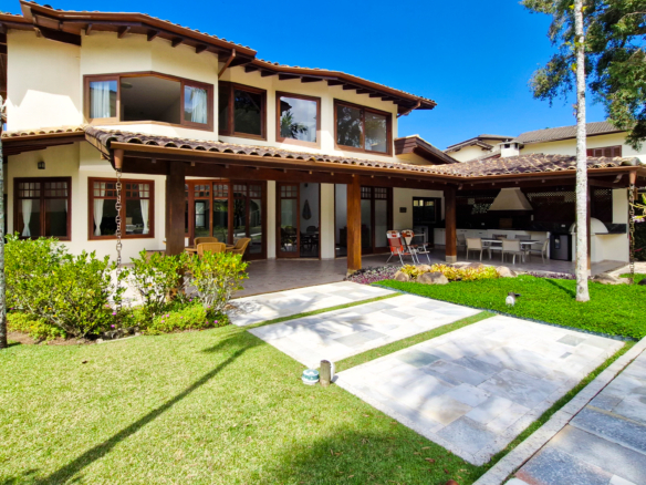 Casa no Condomínio Costa Verde Tabatinga com 5 quartos, na Praia de Tabatinga com 520m²