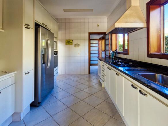Casa no Condomínio Costa Verde Tabatinga com 5 quartos, na Praia de Tabatinga com 520m²