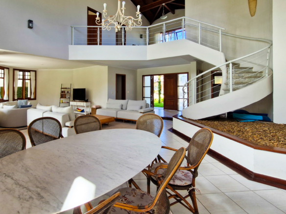 Casa no Condomínio Costa Verde Tabatinga com 5 quartos, na Praia de Tabatinga com 520m²