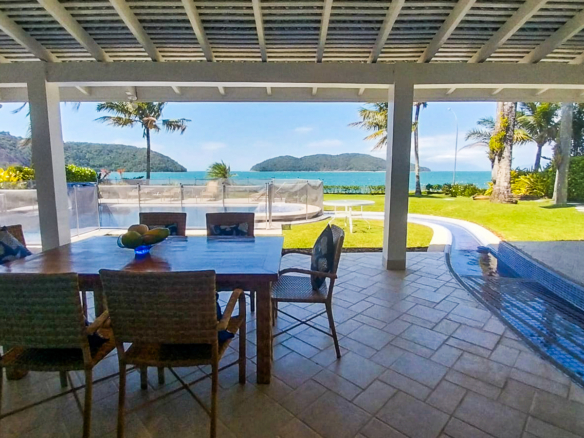 Casa no Condomínio Costa Verde Tabatinga com 4 quartos, na Praia de Tabatinga com 424m²